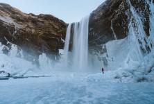 adventure-arctic-cliff-953182