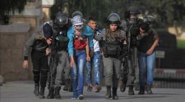 مئات الأطفال الفلسطينيين يتعذَّر عليهم الانضمام للمدارس بسبب الاعتقال والحبس المنزلي