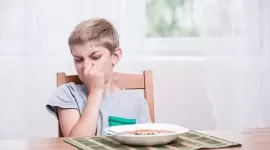 7 نصائح لمساعدة الطفل العنيد على تناول طعام صحي