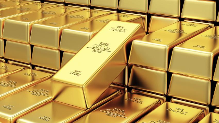 الذهب يتماسك وسط رهانات على رفع الفائدة الأمريكية