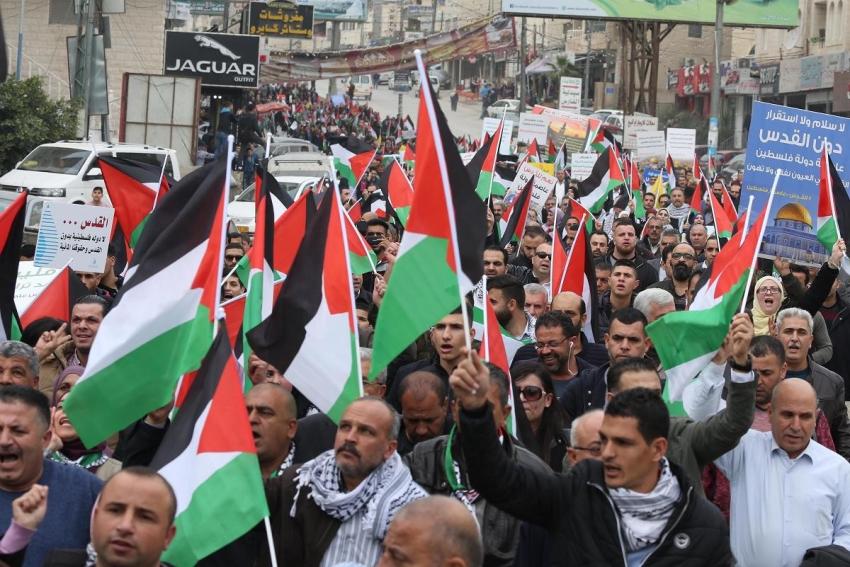 جماهير فلسطينية